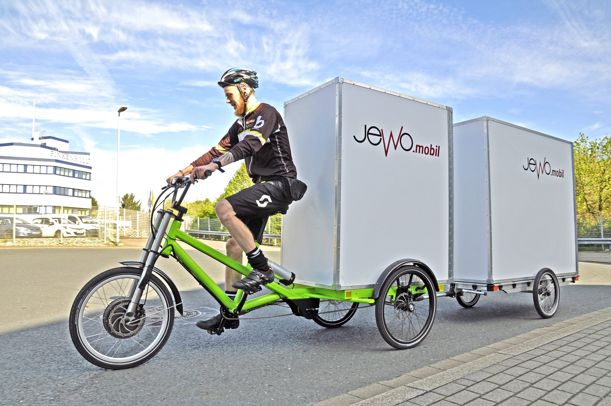 eZee Radkutsche la référence des tricycles cargos électriques pour le